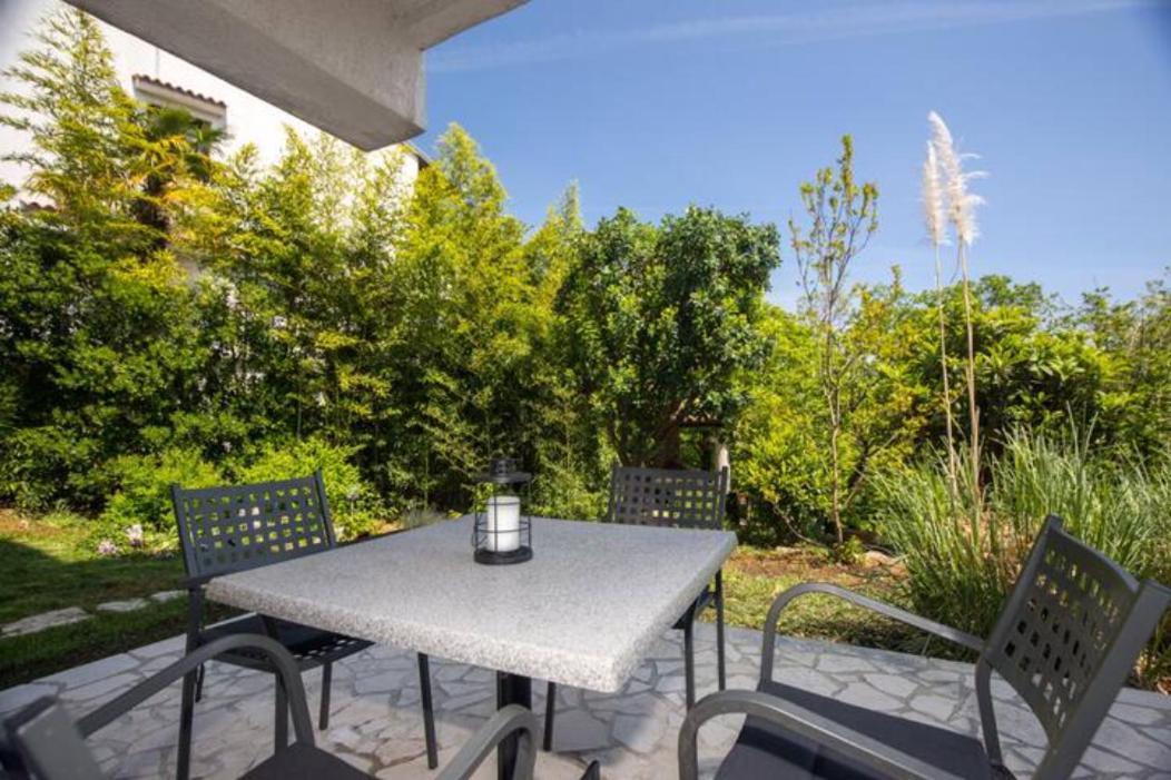 Apartmán Secret Garden House Lovran Exteriér fotografie